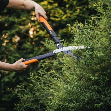 FISKARS Cesoie PowerGear X HSX92 Lame leggere e resistenti per siepi e alberi
