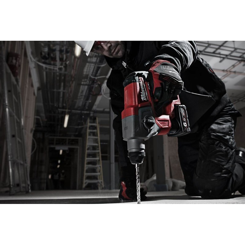 MILWAUKEE M12 CH-0X Tassellatore SDS-PLUS super leggero 12V 1,1 J solo corpo