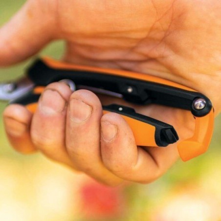 Fiskars SP160 Forbici per Fiori a Lame in Acciaio Inox Curve Lunghezza 17,1 cm