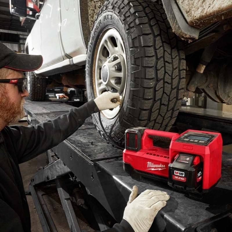 Milwaukee M18 BI-0 Compressore pneumatici portatile a batteria