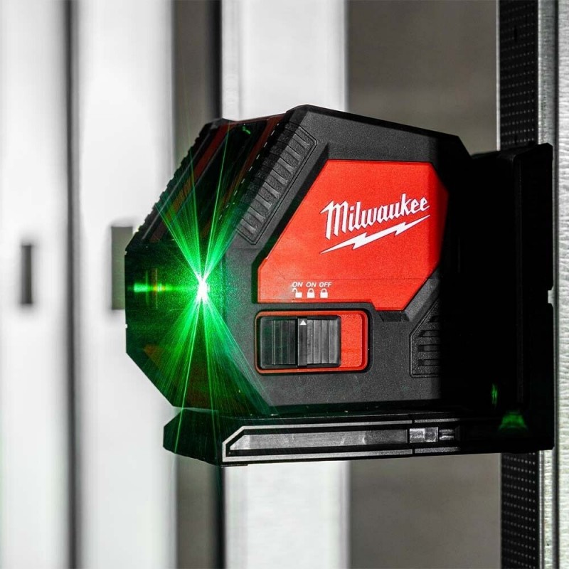 Milwaukee CLL-C Livella Laser verde 2 linee a batteria con valigetta e clip aggancio