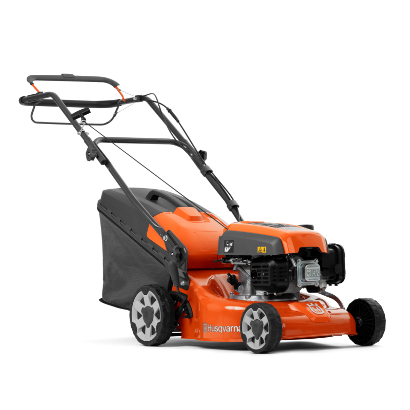 Rasaerba HUSQVARNA LC 140SP tagliaerba motore 2,6CV semovente trazione posteriore