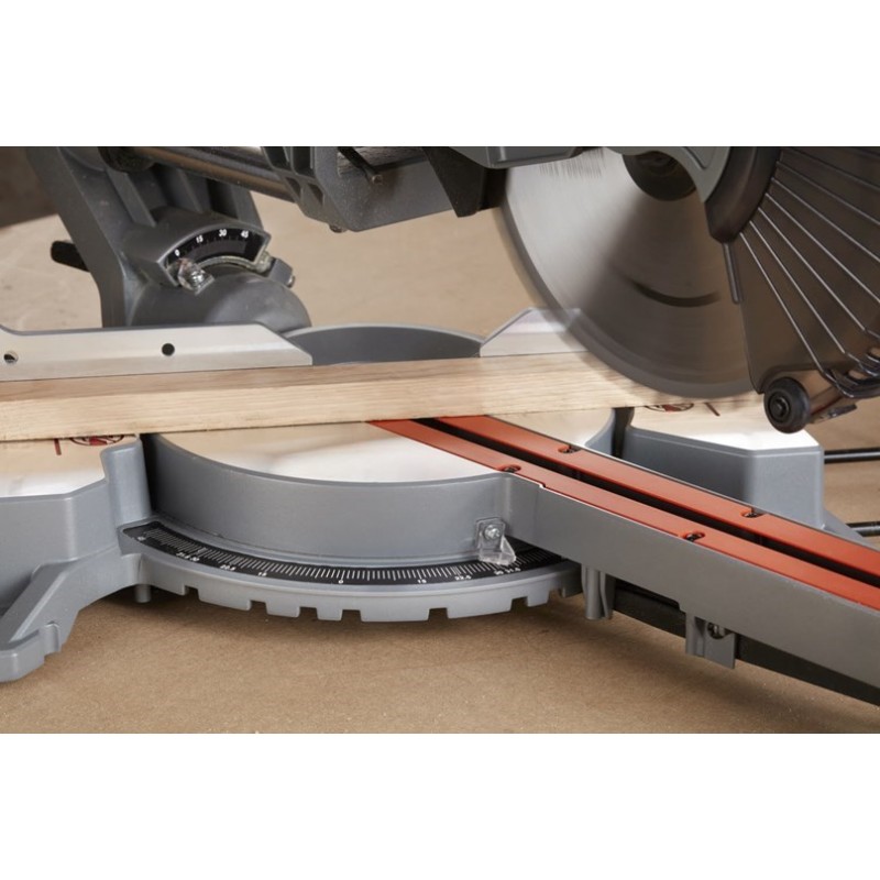 Black & Decker BES710-QS Troncatrice 2100W 254 mm per tagli a 45 e 90 gradi