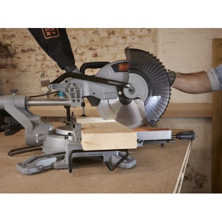 Black & Decker BES710-QS Troncatrice 2100W 254 mm per tagli a 45 e 90 gradi