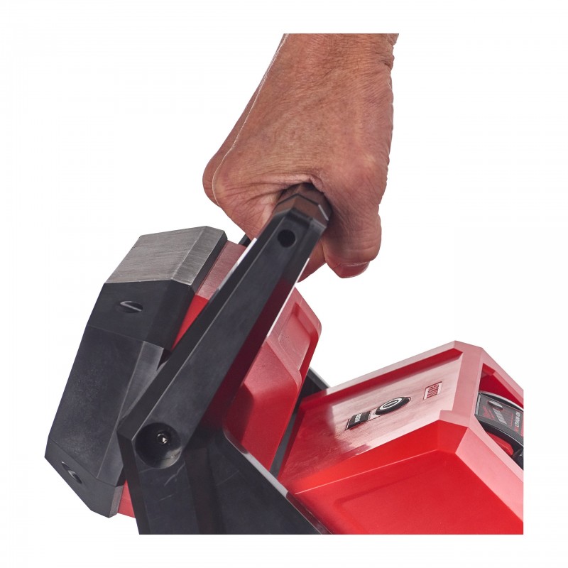 Milwaukee M18 HOAL-0 faro a led ad elevate prestazioni 18 volt 4933478118