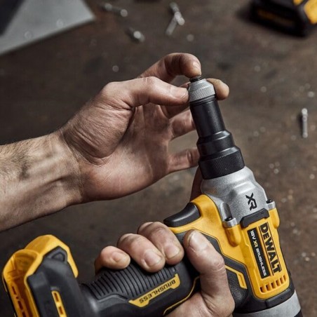 Dewalt DCF414E2GT Rivettatrice BRUSHLESS 18V 6,3 mm con 2 Batterie 1,7 Ah