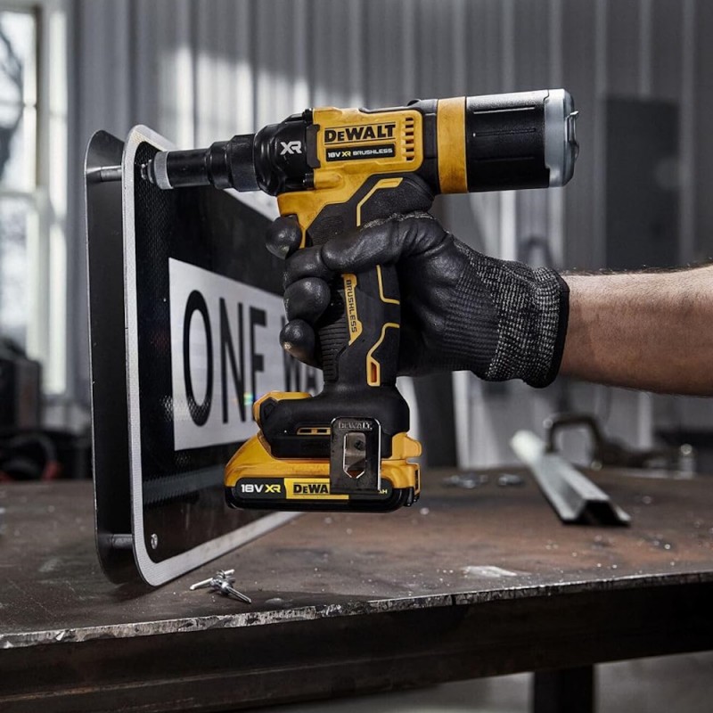 DeWalt DCF403NT Rivettatrice BRUSHLESS 18V 4,8 mm 10Kn solo corpo in valigetta
