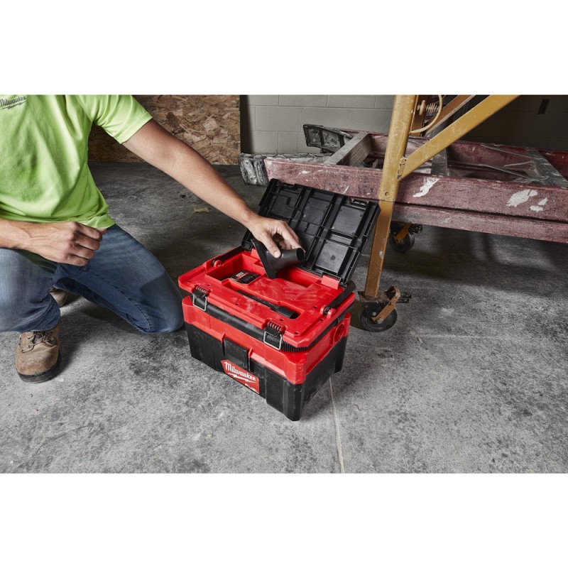 MILWAUKEE FPOVCL-0 Aspiratore solidi/liquidi M18 FUEL™ PACKOUT™
