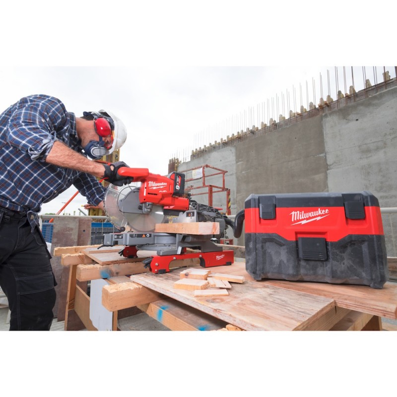 MILWAUKEE F2VC23L-0 Aspiratore solidi/liquidi M18™ 18V 1300l/min Design squadrato