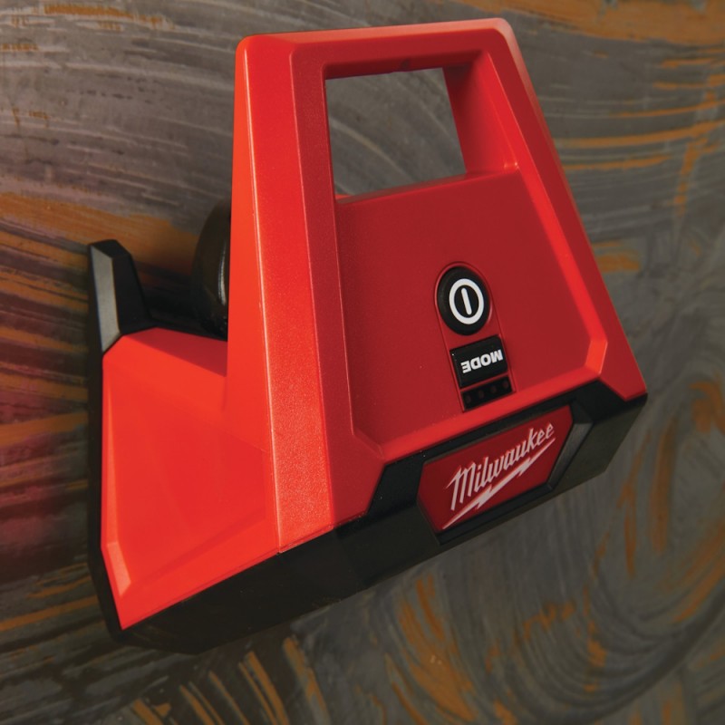 MILWAUKEE AL-0 Faro LED M12™ 12V Con capacità di luminazione 1000/ 400/ 200
