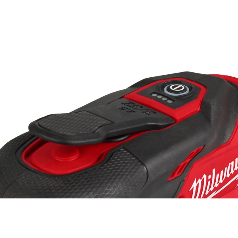 MILWAUKEE FROS2.5-0 Levigatrice palmare roto orbitale 150mm con orbita 2.5mm M12