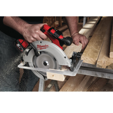 MILWAUKEE BLCS66-0X Sega circolare per legno 66 mm M18 Brushless 18 Volt