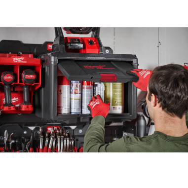 MILWAUKEE PACKOUT Baule 381 x 508 x 381 mm con capacità di peso di 22 Kg