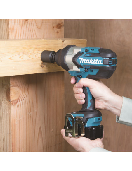 Makita DTW1002RTJ Avvitatore ad impulsi LXT Fornito con valigetta MAKPAC