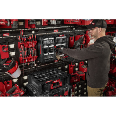 MILWAUKEE PACKOUT Organizzatori con contenitori Carico 22.7Kg 170 x 500 x 386 mm