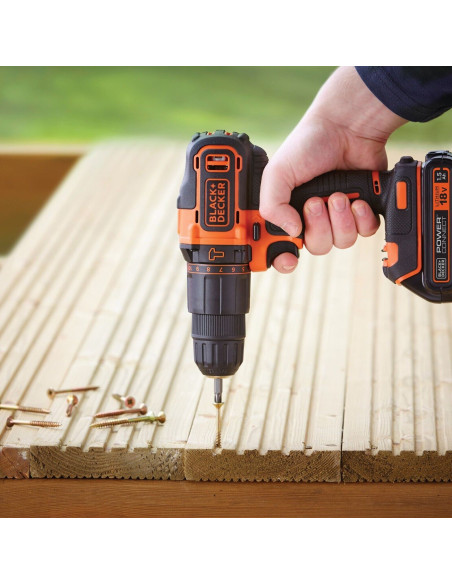 Black+Decker BCKSB03-QW Trapano avvitatore a percussione con valigetta