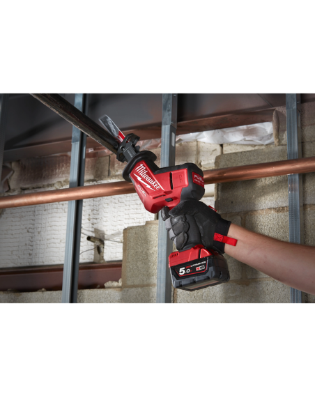 MILWAUKEE Seghetto diritto M18 FHZ-0X FUEL HACKZALL fornito in valigetta 2,6 kg