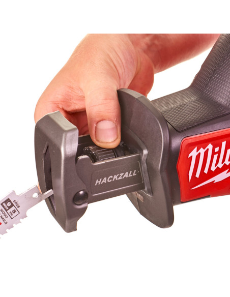 MILWAUKEE Seghetto diritto M18 FHZ-0X FUEL HACKZALL fornito in valigetta 2,6 kg