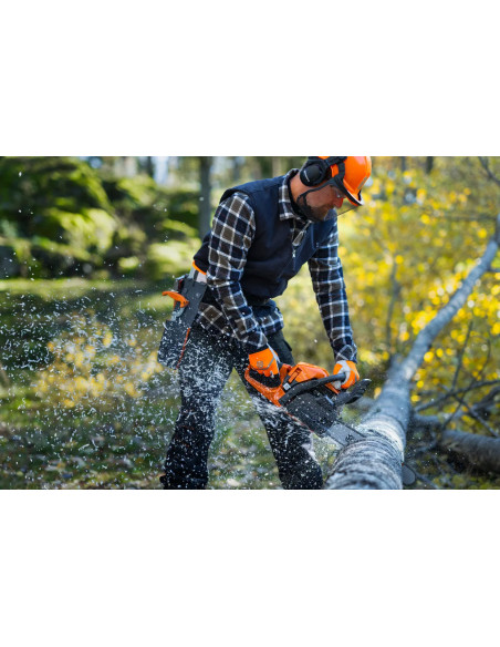 Motosega Husqvarna 445S barra  38 cm Potenza resa 50,2 cm³ 2,2 kW
