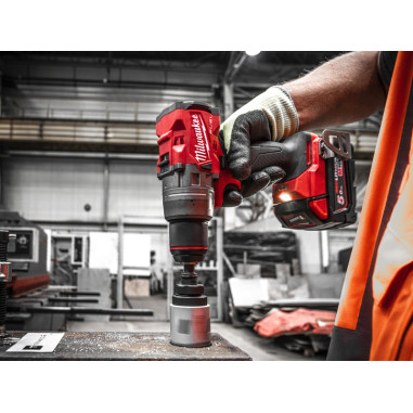 Kit Milwaukee M18 FPP2E3-502X: FPD3 & FSAG125B FUEL™ avvitatore + smerigliatricve