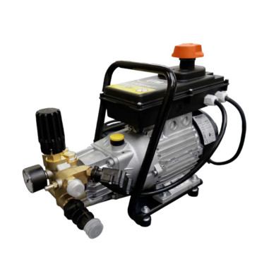 COMET Idropulitrice ETM 150 X acqua fredda 150 bar 600l/h 2900W 3,0HP
