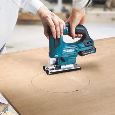 MAKITA JV103DSMJ SEGHETTO ALTERNATIVO 12V 2 BATTERIE 4 Ah IN VALIGETTA