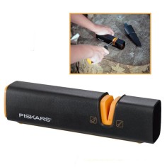 Affilalama FISKARS XSHARP affilacoltelli asce portatile e leggero