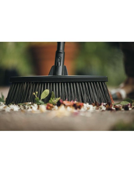 Fiskars M scopa scopone super leggera ergonomica giardino viale + manico incluso