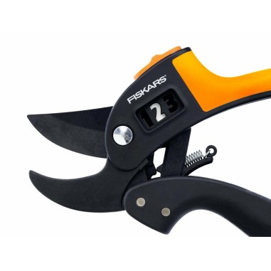 Fiskars forbici PowerStep Incudine P83 a sforzo ridotto rami Ø 24 mm art.1000575