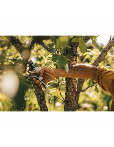FISKARS P751 forbici da potatura Bypass Plus in acciaio temprato