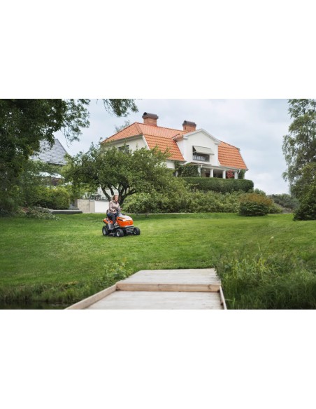 Husqvarna TS 112 970622401 Trattorino Tagliaerba Benzina 95 cm 413 cm³ 8kw