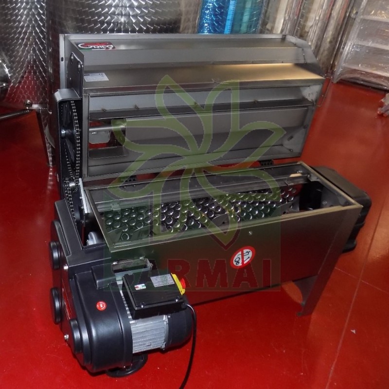 GRIFO DIRASPATRICE INOX PIGIATRICE UVA APRIBILE CON VASCA E POMPA MOTORE DA 1800W